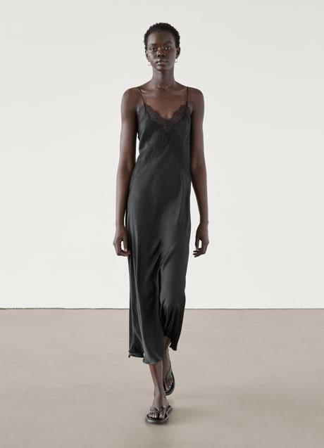 Imagen - Vestido negro de Massimo Dutti (89,99 euros)