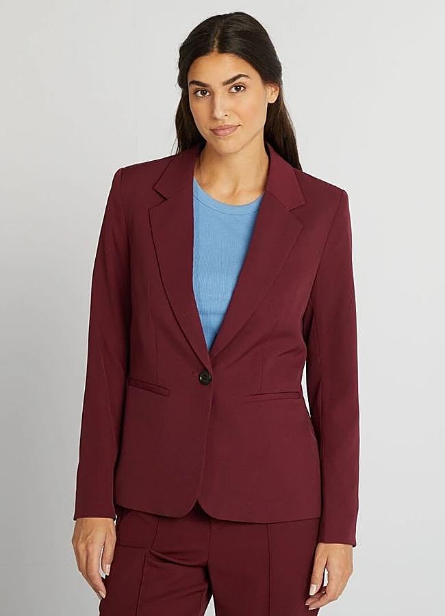 Imagen - Blazer en burdeos de Kiabi.