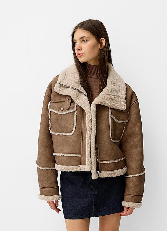 Imagen - Chaqueta de aviador de Bershka.