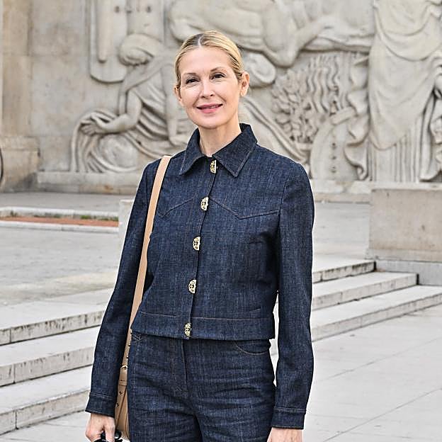 Kelly Rutherford o cómo lucir un total look impecable en denim a partir de los 50