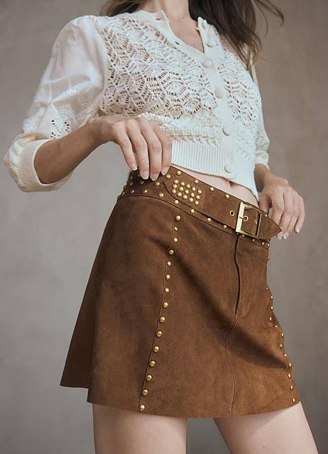 Imagen - Falda de ante corta con tachuelas