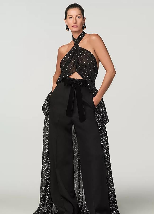 Imagen - Chaleco con estampado de lunares de Zara.