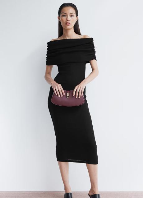 Imagen - Vestido negro de H&M (29,99 euros)