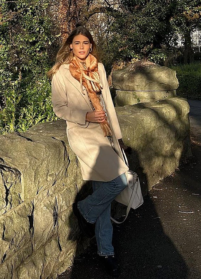 Imagen - An aSoria, con su prenda estrella, el vaquero acampanado. INSTAGRAM @anasoria.7