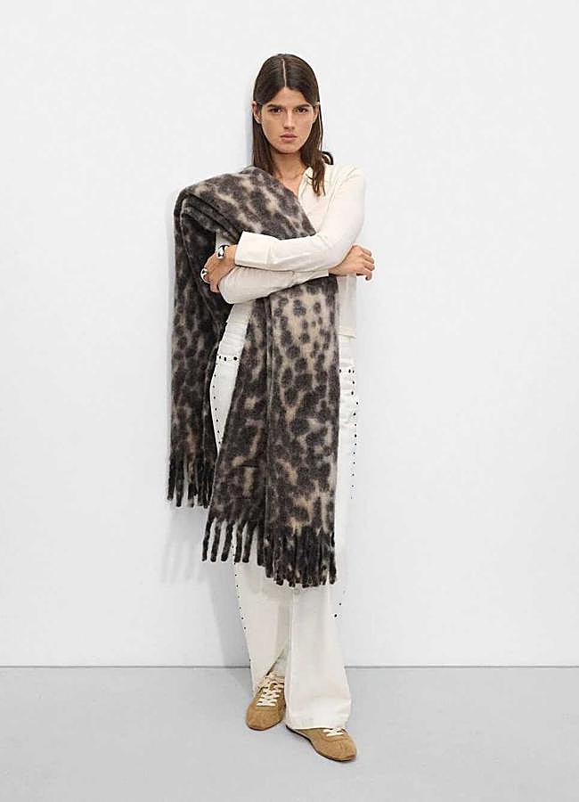 Imagen - Bufanda con lana estampado de leopardo de Parfois (39,99€)