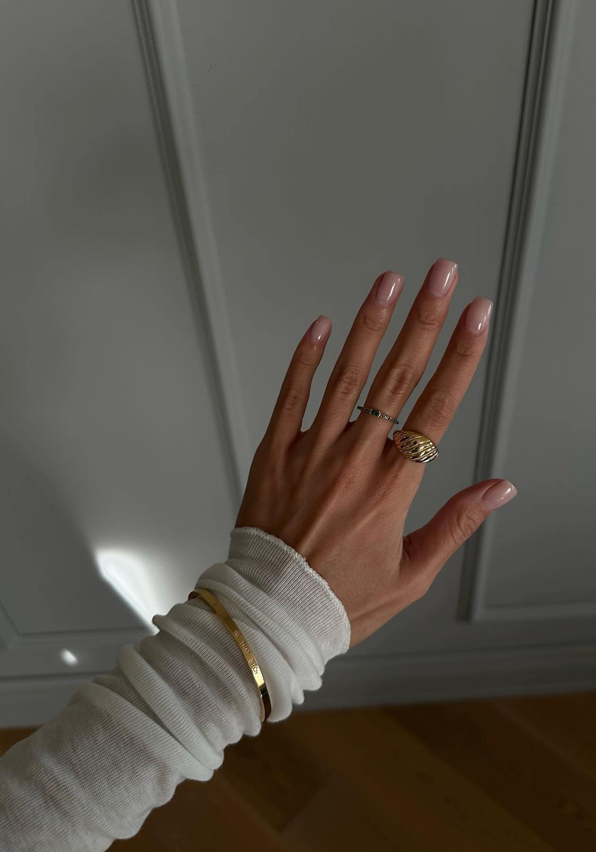 Estas son las mejores ideas de uñas pintadas a los 50 años.