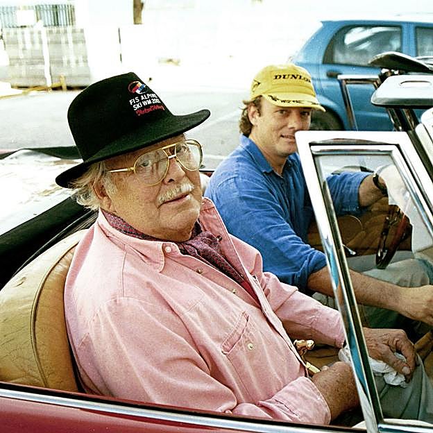 Hubertus de Hohenlohe, con su padre, en su juventud. 