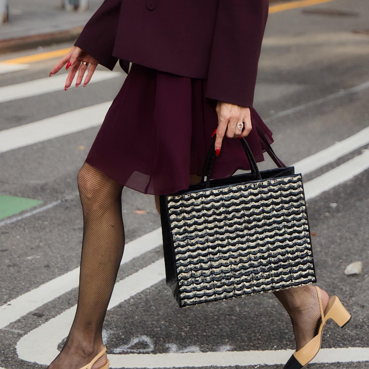 Estos bolsos shopper son perfectos para los días de lluvia.