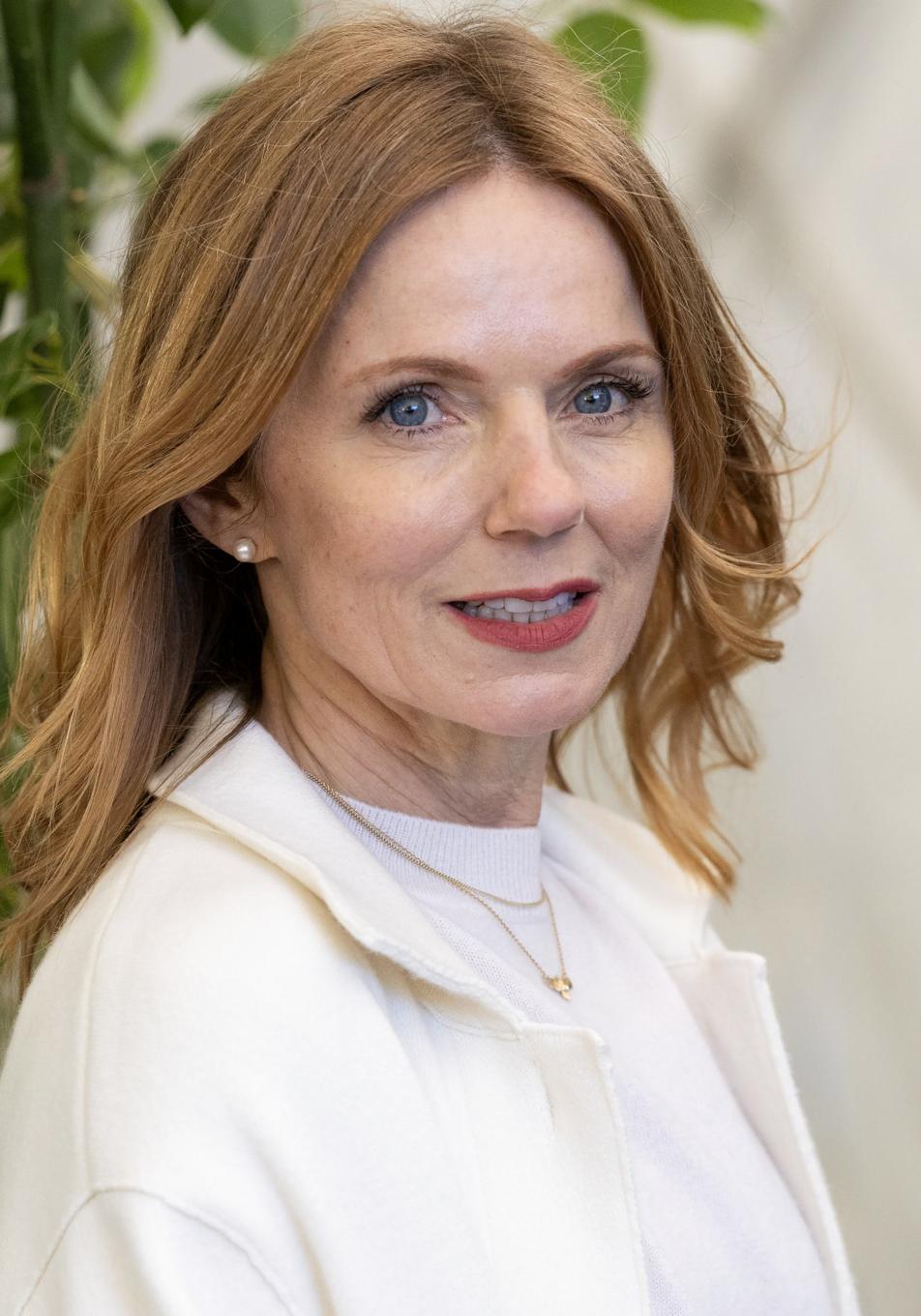 El pelo envejece, pero el mío no: trucos y productos de los mejores expertos