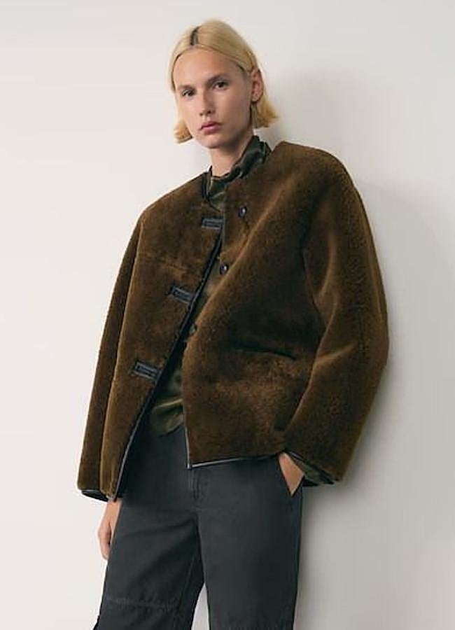 Imagen - Abrigo de borreguillo con alamares efecto piel