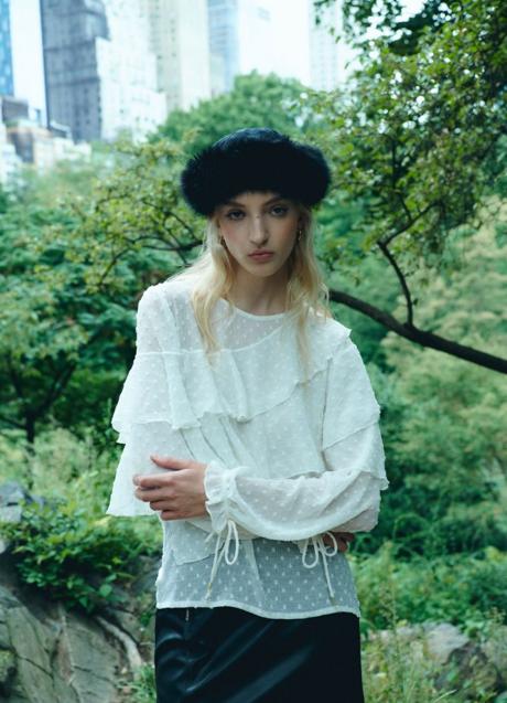 Imagen - Blusa blanca de Sfera (25,99 euros)