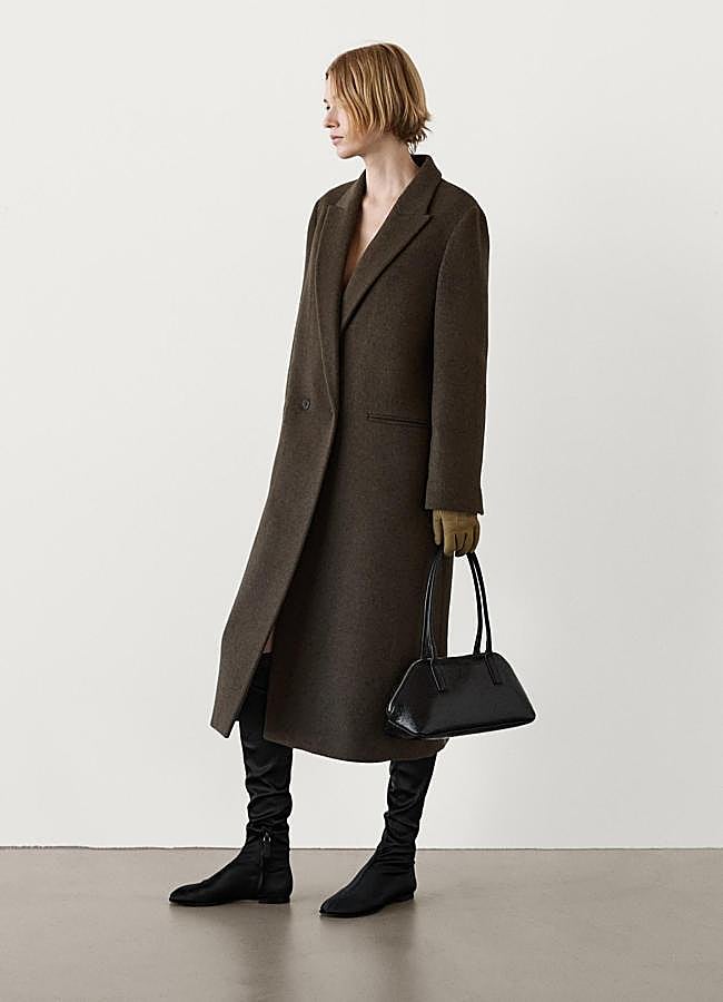 Imagen - Abrigo verde oliva de Massimo Dutti, 249 euros.