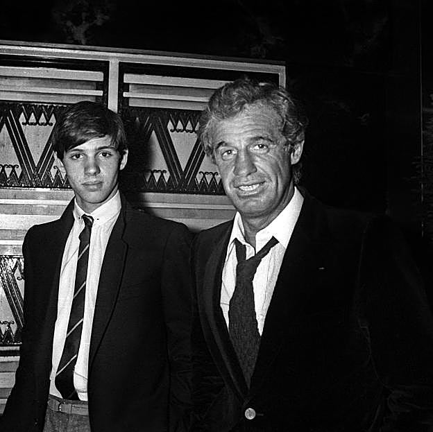 Los hijos de Jean-Paul Belmondo, en guerra por su millonaria herencia: rencor, trato de favor y 100 millones en juego