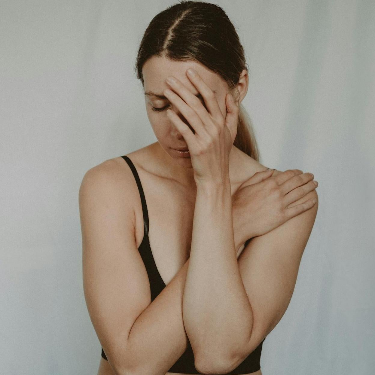 La respiración consciente puede ayudarte a reducir la ansiedad. 