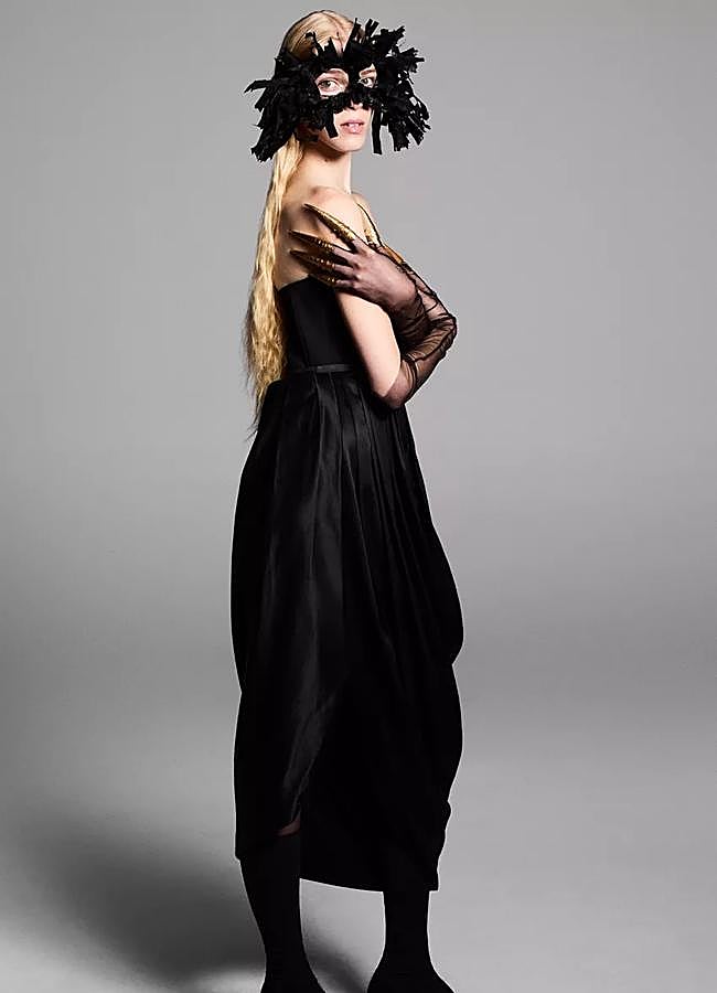 Imagen - Vestido combinado palabra de honor de Zara.