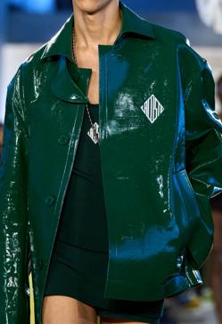 Imagen secundaria 2 - Cazadoras de cuero de Chanel, Hermès y Lacoste.