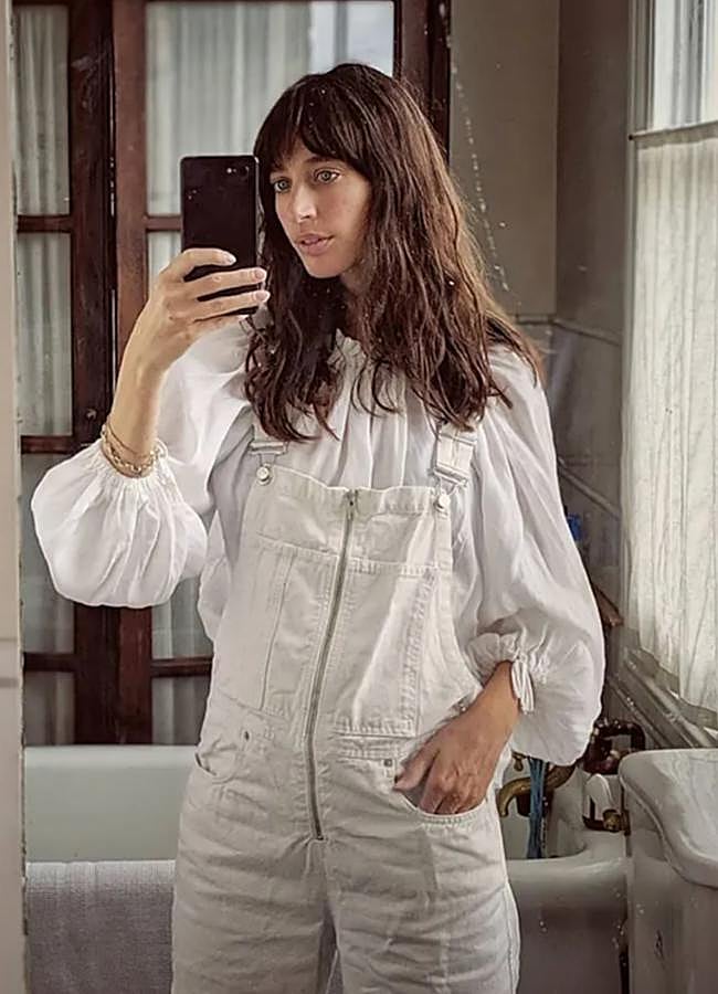 Imagen - Looks con peto vaquero para otoño (INSTAGRAM)