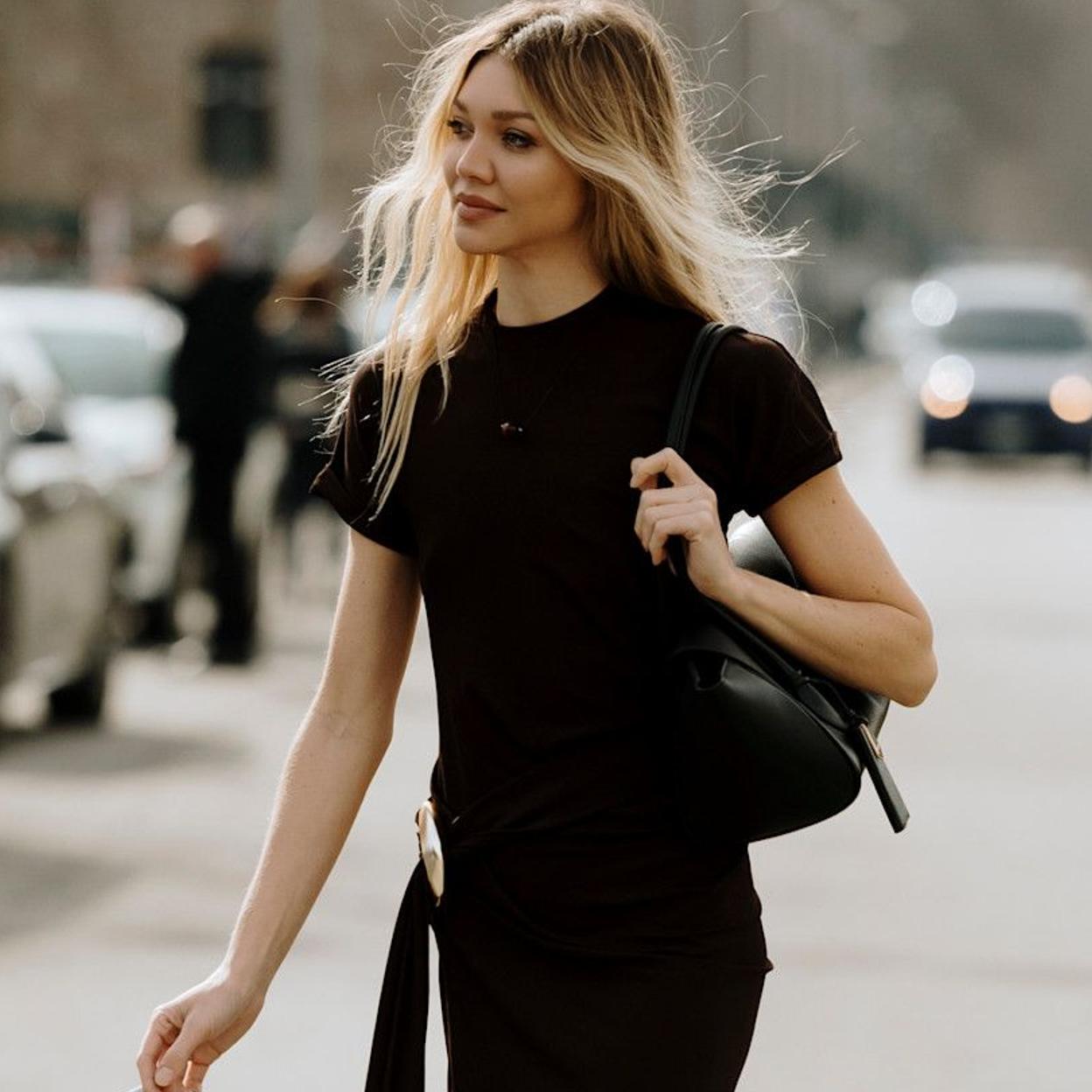 Influencer con pelo fino