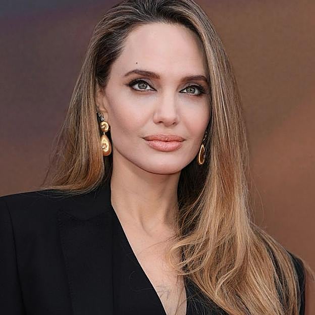 Este es el cepillo anticaída para estimular el crecimiento del pelo que recupera la densidad de tu cabello