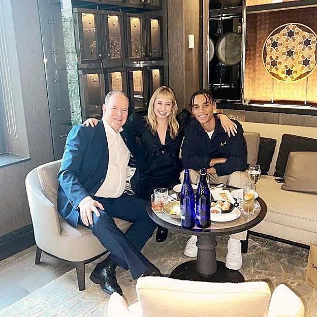 Alberto de Mónaco, en una foto reciente con sus hijos Jazmin y Alexandre Grimaldi. 