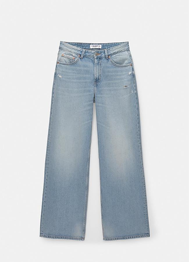 Imagen - Pantalones claritos holgados de Pull&Bear, 29,99 euros.