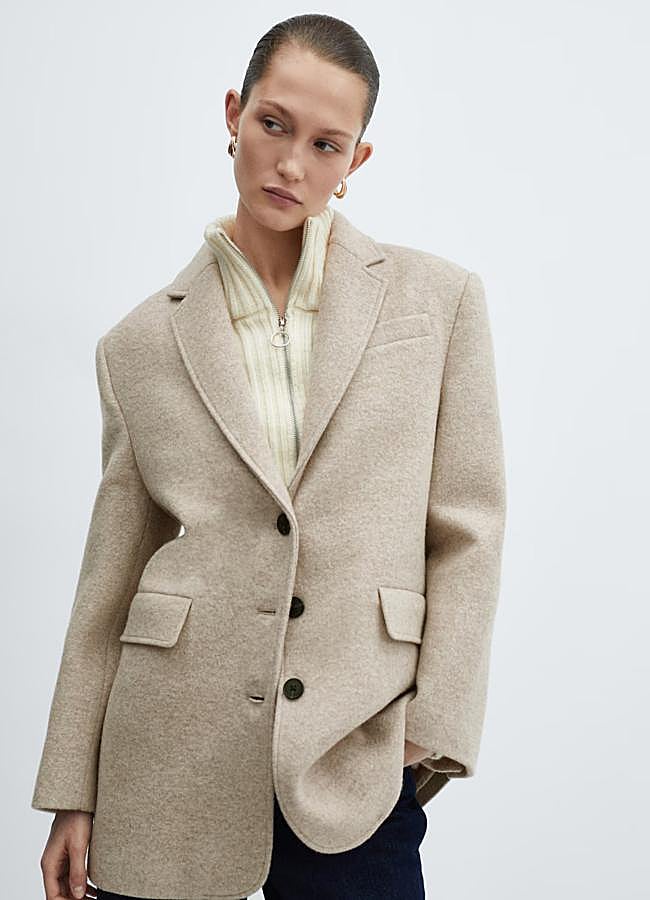 Imagen - Blazer 100& de lana en gris claro vigoré de Mango Outlet.