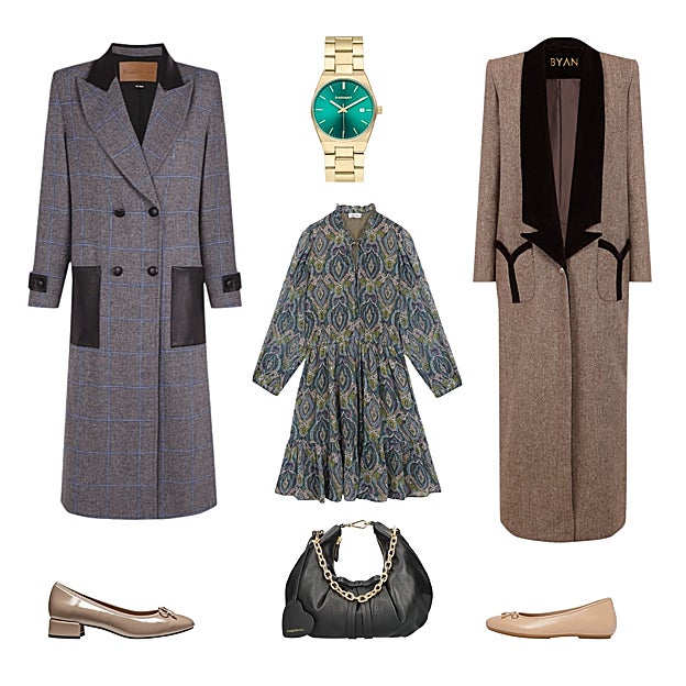 Abrigo largo con detalles de cuero, de PARIS/64 (349 €). Reloj AirMini, en acero dorado, de RADIANT (66 €). Abrigo con solapas de terciopelo, de BYAN (335 €). Bailarinas en piel, de FITFLOP (100 €). Bolso en piel, con asa de cadena, de PRETTY BALLERINAS (229 €). Bailarinas en tacón bajo, de GEOX (84 €). Vestido estampado, de HUGH & CLAU (28 €).