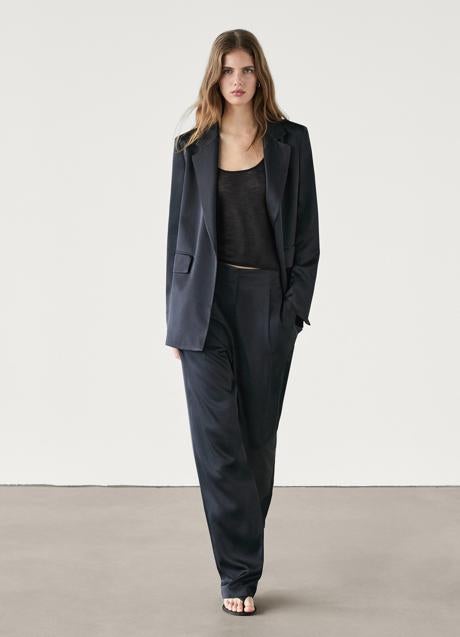 Imagen - Pantalones negros de Massimo Dutti (69,99 euros)