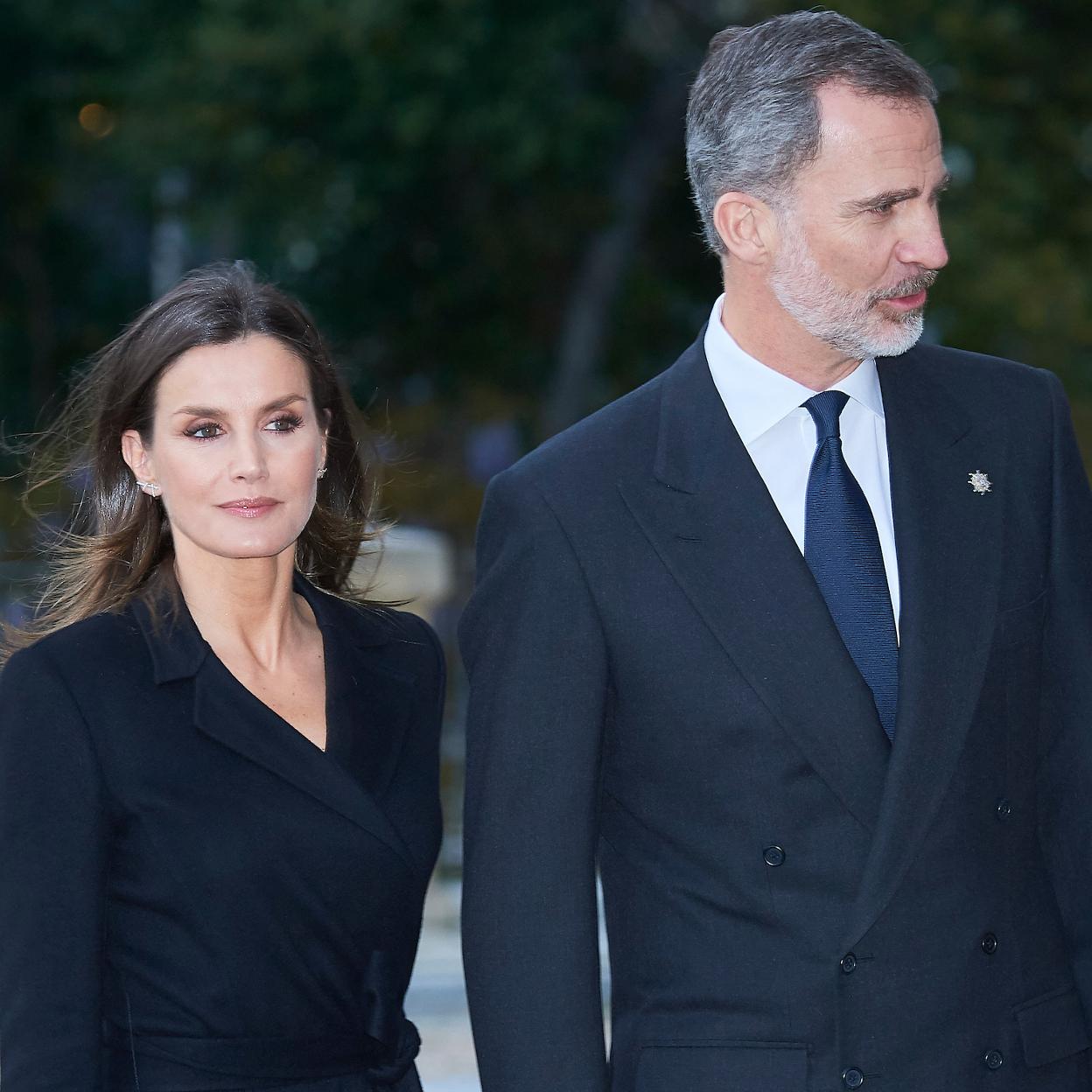 Los reyes Letizia y Felipe viajarán a Valencia este domingo para apoyar a  las víctimas de la DANA | Mujerhoy