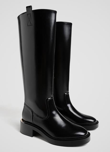 Imagen - Botas negras de Stradivarius (45,99 euros)