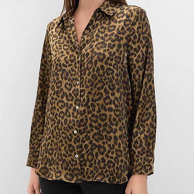 Camisa satinada (29,99€)