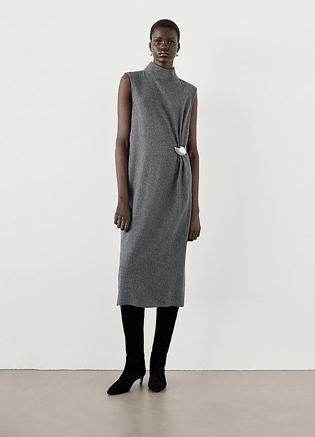 Imagen - Vestido de punto en gris de Massimo Dutti.