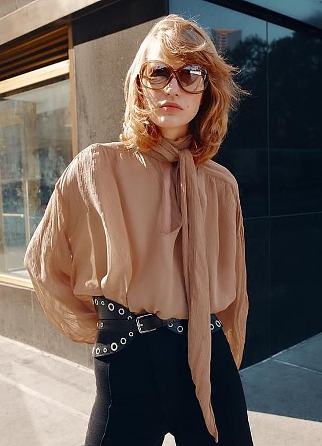 Imagen - Camisa con pañuelo en tejido texturizado