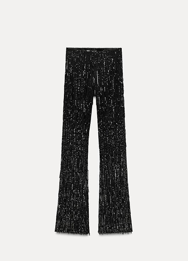 Imagen - Leggings con detalles de flecos y lentejuelas de Zara.