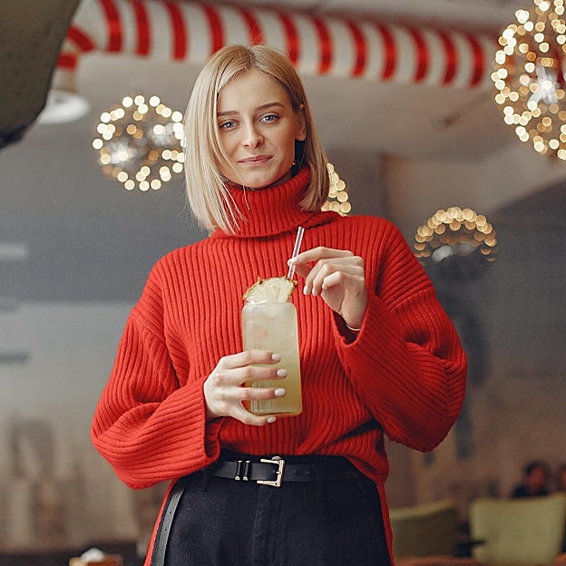 Cómo preparar la bebida de moda con chía y agua que desintoxica, es antiinflamatoria y muy fácil de hacer