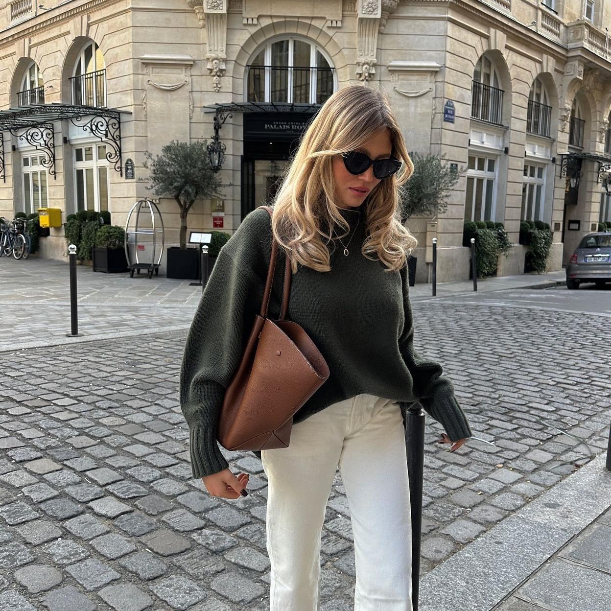 Influencer con jersey tendencia