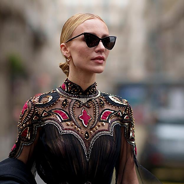 Vestidos boho con toque moderno para looks sencillos 