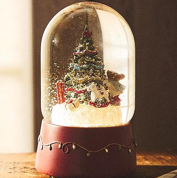 Nuestros favoritos del Black Friday en Zara Home son estos adornos y árboles de Navidad