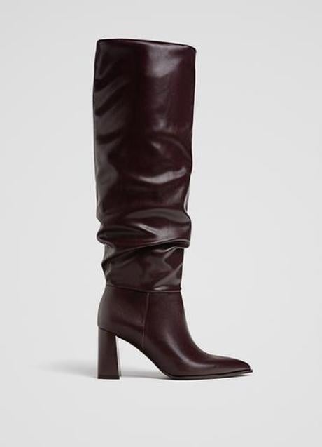 Imagen - Botas altas de Stradivarius (55,99 euros)