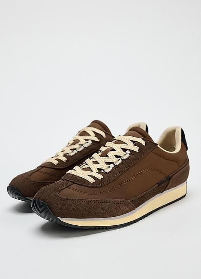 Imagen - Zapatillas deportivas en marrón chocolate