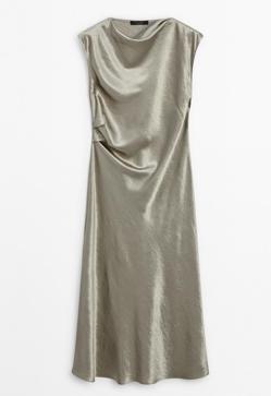 Imagen secundaria 2 - Vestido satinado de Mango Outlet (9,99€)/ Vestido largo satinado con encaje de Parfois (49,99€)/ Vestido midi satinado cuello drapeado de Massimo Dutti (89,95€)