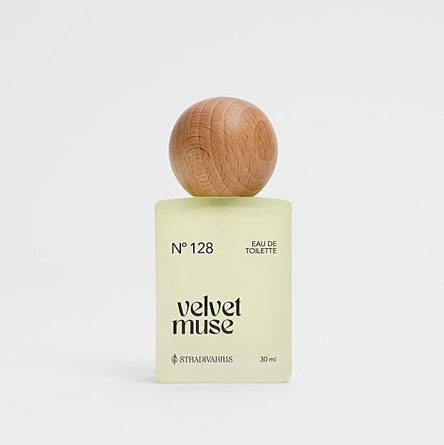 Nº128 Velvet Muse de Stradivarius. Precio: 8,99 euros