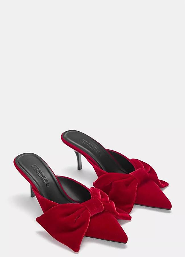 Imagen - Zapatos de tacón bajo con lazo de terciopelo rojo