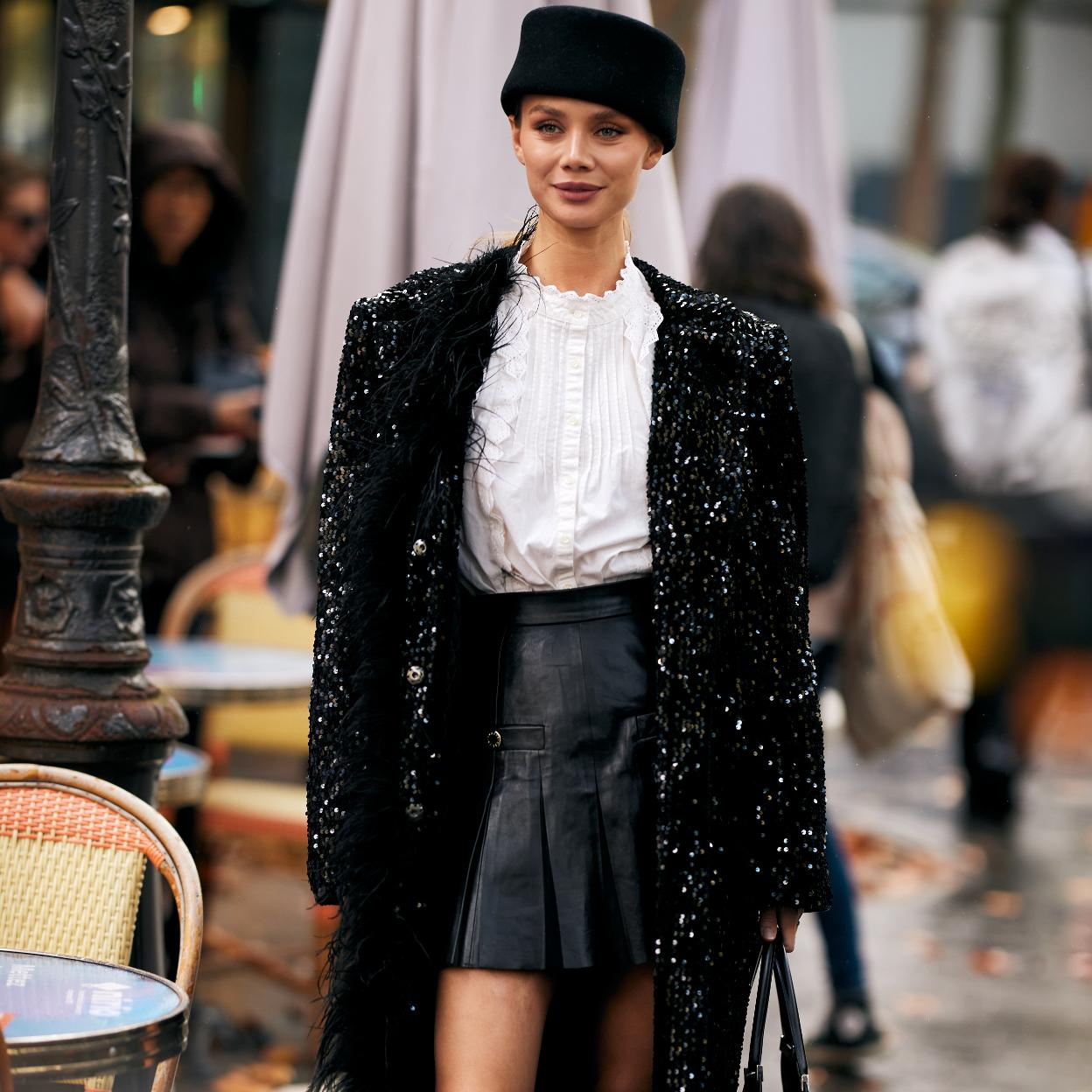 Abrigos elegantes para look de fiesta