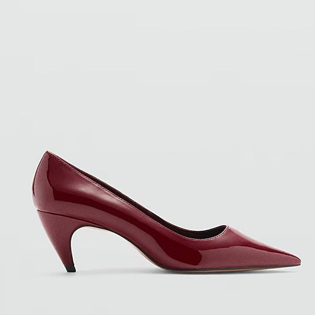 Zapatos de tacón kitten en color rojo de Mango.