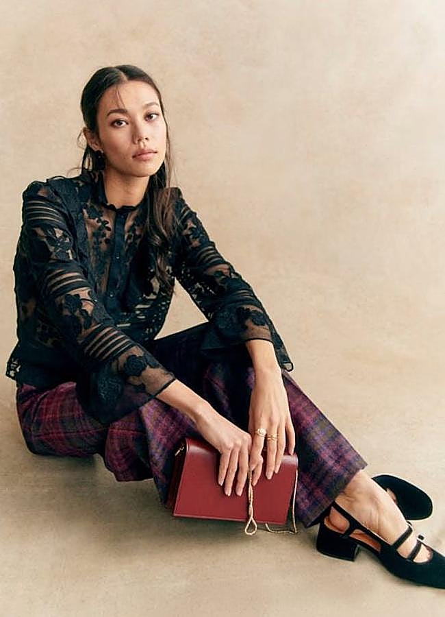 Imagen - Camisa semitransparente de encaje negro