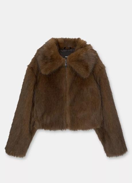 Imagen - Abrigo de pelo de Pull & Bear (39,99 euros)