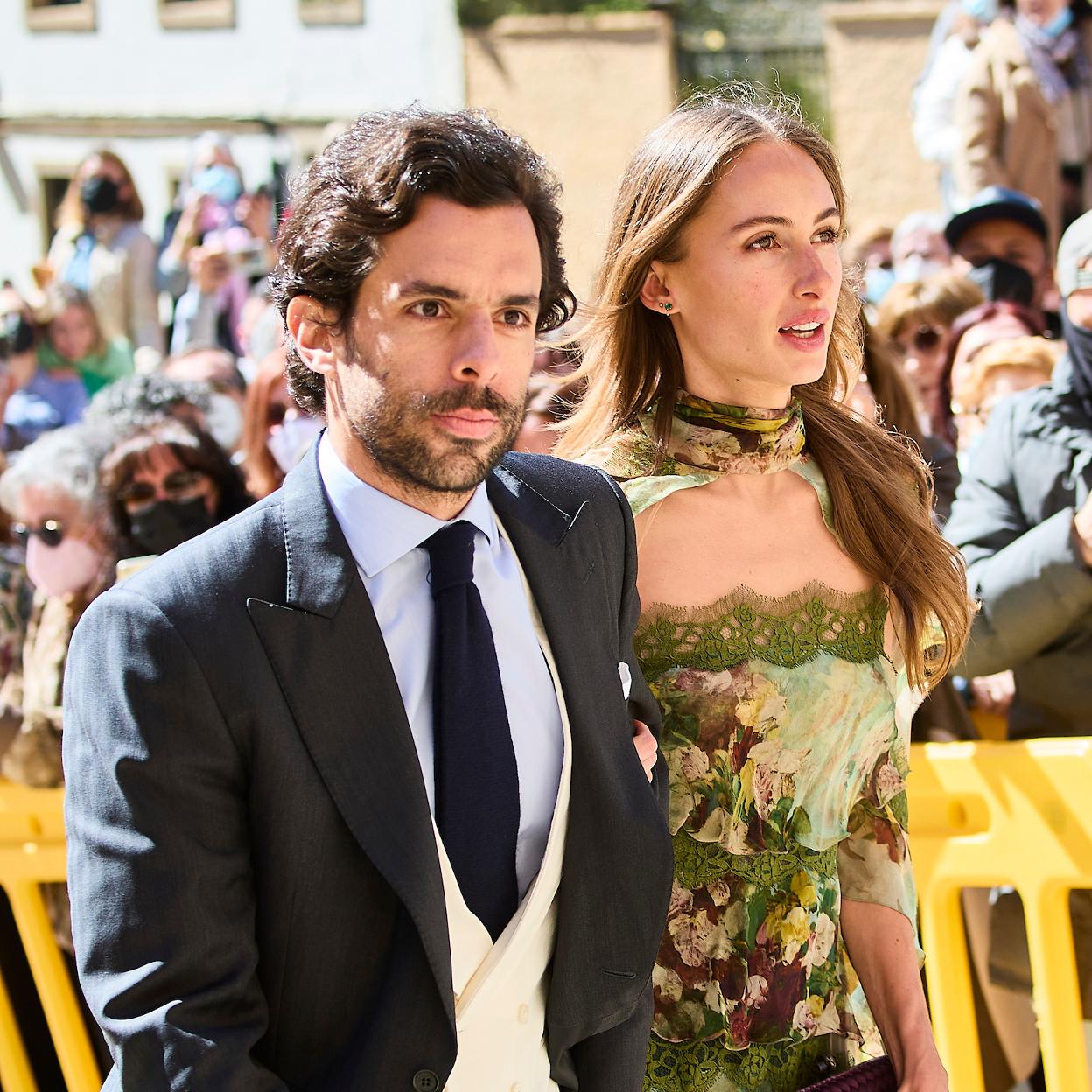 Alonso Aznar y Renata Collado ya son marido y mujer. 