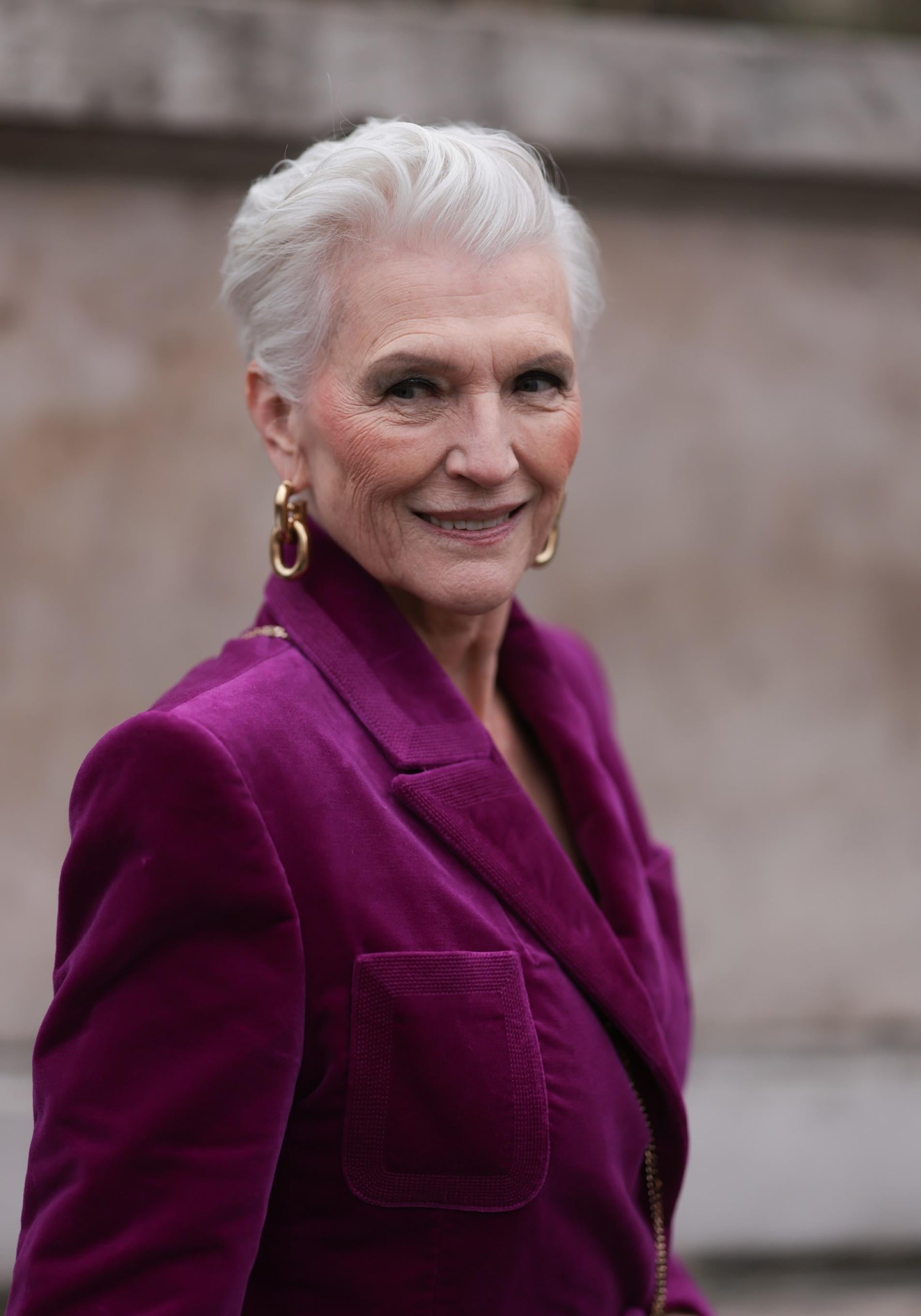 Este es el lápiz perfecto para rellenar cejas grises