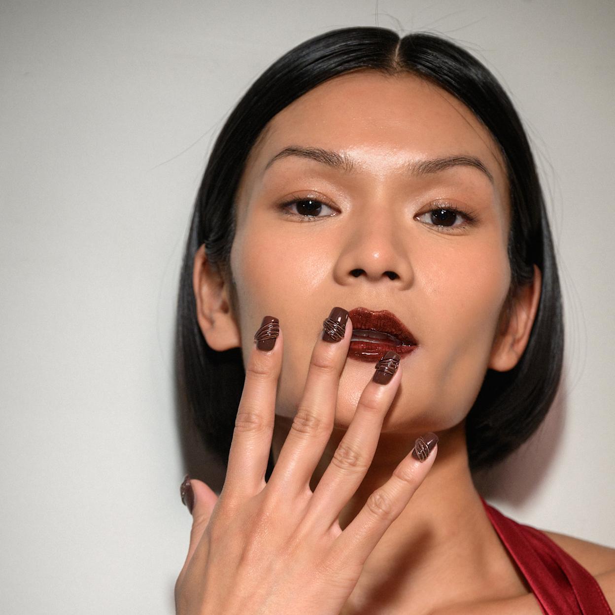 Cuáles son los mejores colores de uñas para lucir todo el año